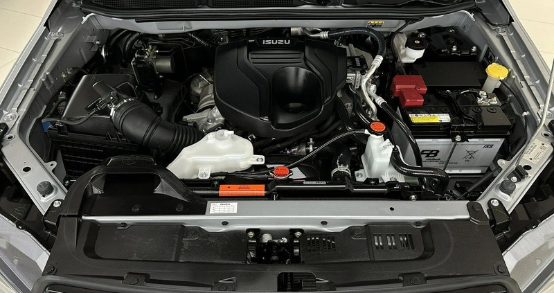 Isuzu D-Max cena 165900 przebieg: 7127, rok produkcji 2022 z Śrem małe 781